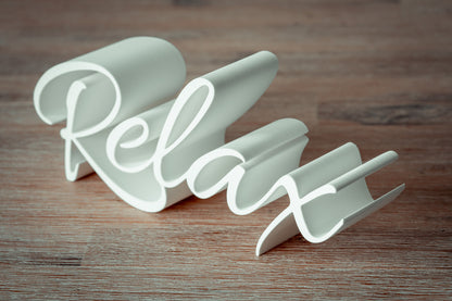 Lettering "Relax"